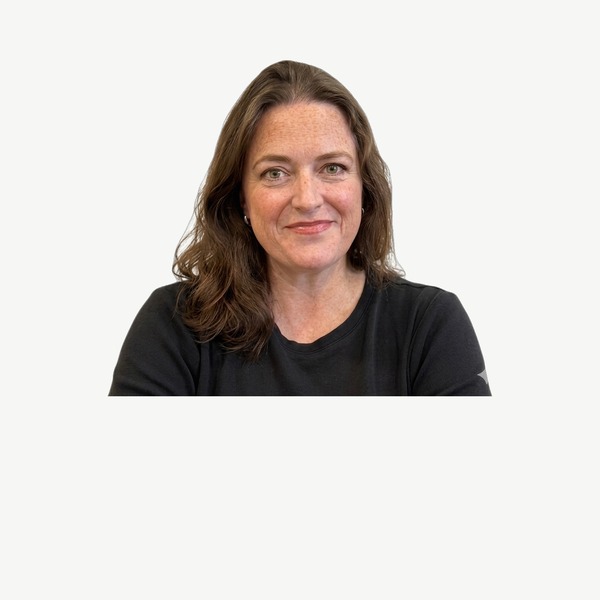 Photo of Dr Katherine Cummins